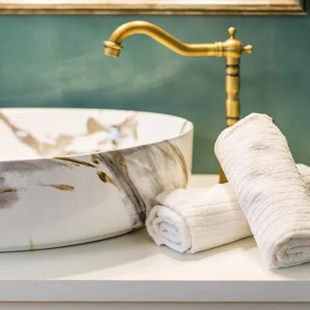 Pool House Mamaia Villa