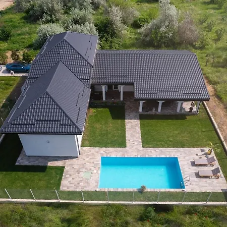 Pool House Mamaia Villa Năvodari