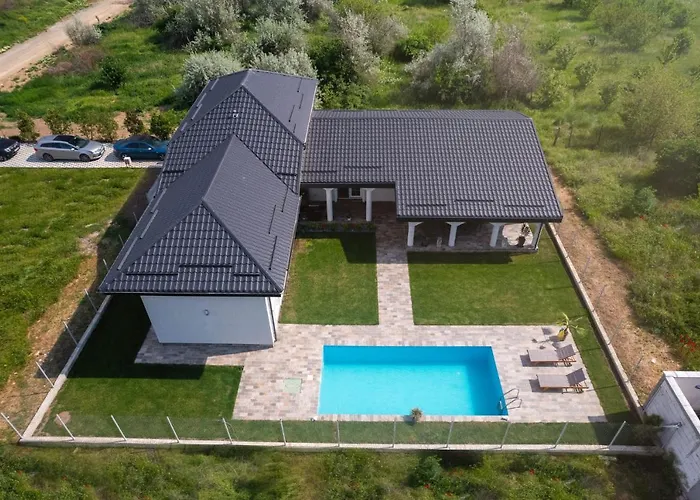 Pool House Mamaia Villa Năvodari